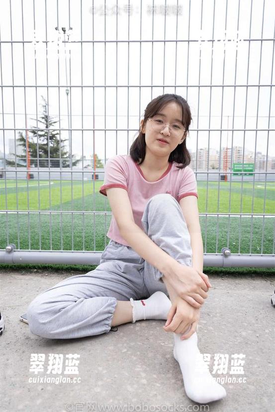 BoBoSocks袜啵啵 - 翻阅稚予的连体服图册，有一种买一送一的错觉！