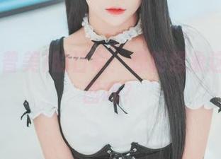 Bomi(普美)的日常：你能想象这样的套图吗？