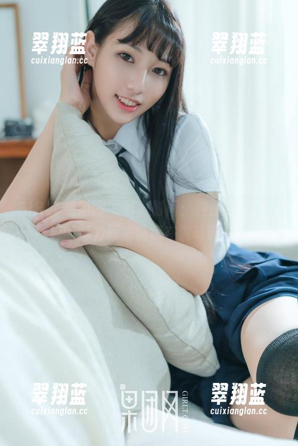 GIRLT果团网 - 写真时间：酸酱兔，这厨娘的魅力原来隐藏在调味料里！