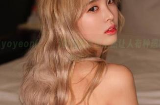 想不到Hyoyeon(김효연)的油亮原图居然让人有种想拿纸巾的冲动？