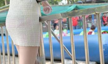 IESS异思趣向 – 长腿OL的团团在线，别在美图上撞脸啊！