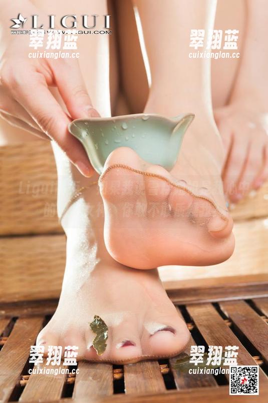 Ligui丽柜 - 如果我说雪糕姐姐是我心中的图集女神，你敢不敢质疑我？