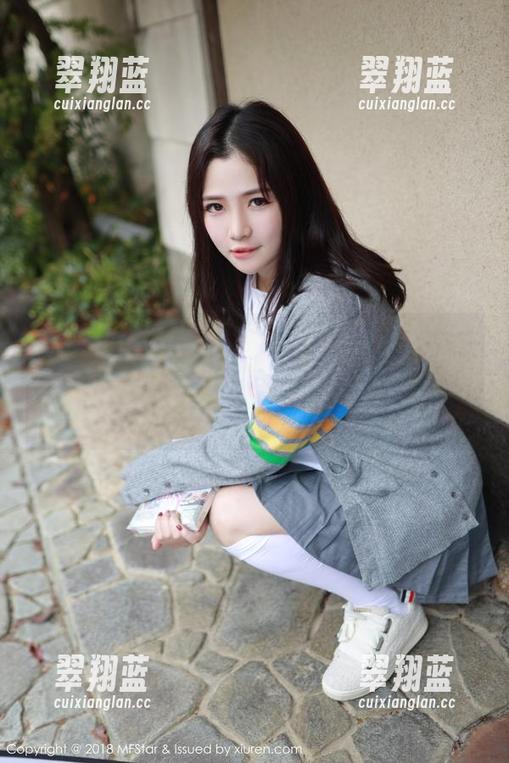 MFStar模范学院 - 宅兔兔虽然是个天使，但西西里风教她做的“表情包”还原度更高！在线原图马上奉上！
