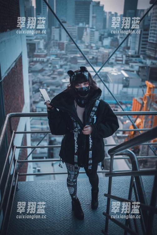 Mimmi(밈미)的写真集：DJAWA套图，在塔什干找碧蓝藏酒的奇遇！