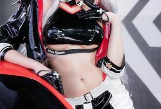 最新图集：Momoko葵葵变身天使，腮红都打成了光圈，看吧，谁还敢说她睡不够啊。