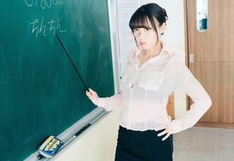 在线打卡Mozzi(모찌)的豹纹美图，谁来陪我聊聊？