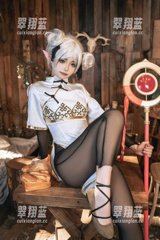 黑色的诱惑，Quan冉有点饿的写真，让你嘴馋