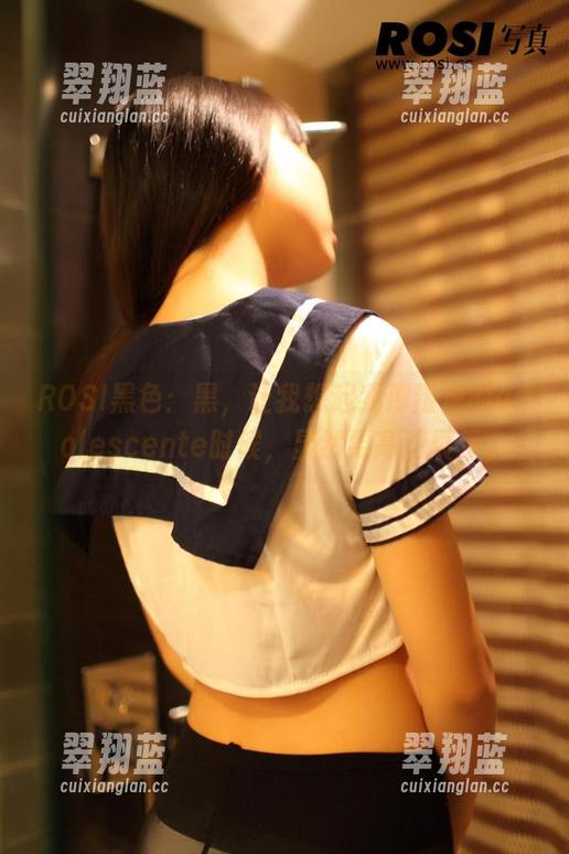 ROSI黑色：黑，让我想起我那叛逆的adolescente时候，显然要高清展示。
