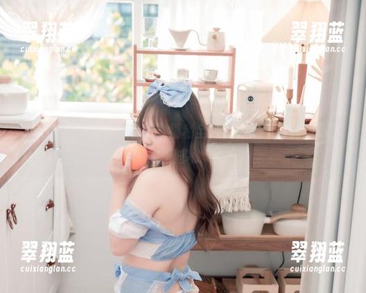 Sia(시아)的瑜伽毯子，福利全开！这张图片让我想了很多...