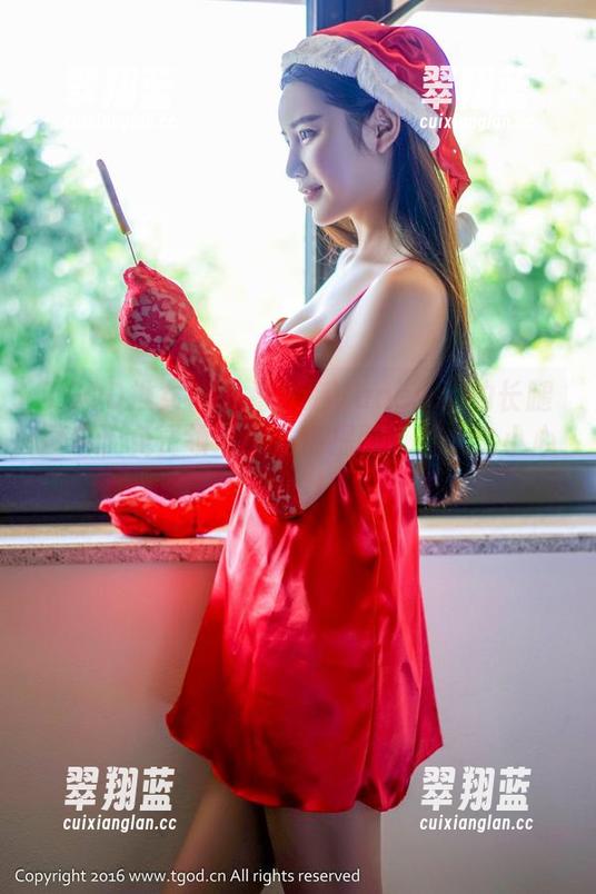 TGOD推女神 - 看梦娜Vanessa的长腿图包，免费领取！友情提醒：看太久小心腿控！