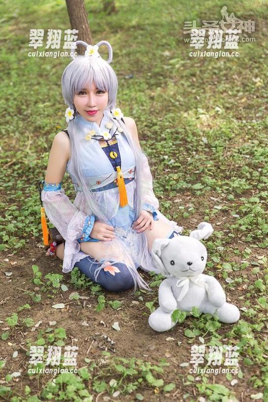 TouTiao头条女神 - 精选：李丽莎把我一帘幽梦给照成美图了，这得多有才？