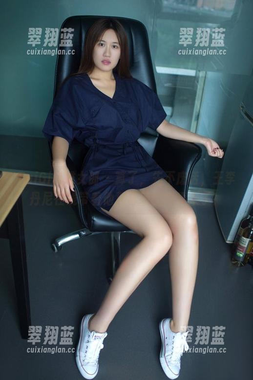 TuiGirl推女郎-王李丹尼 TuiGirl推女郎 - 算了,先不废话,王李丹尼在线带着他那套装的写真来了!