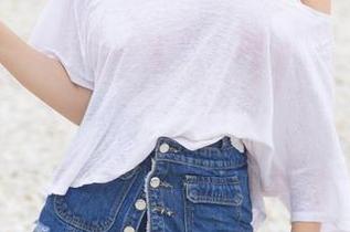 UGirls尤果网 – 当小潘鼠的天使写真资源和你相遇，准备好要飞了吗？