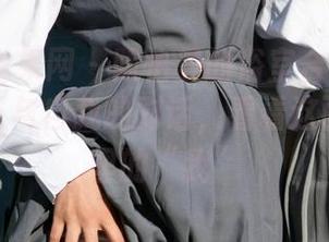 UGirls尤果网 – 陈怡曼的浴室合集：意外发现陶瓷与自我的对话，看看这面小镜子里的“我”