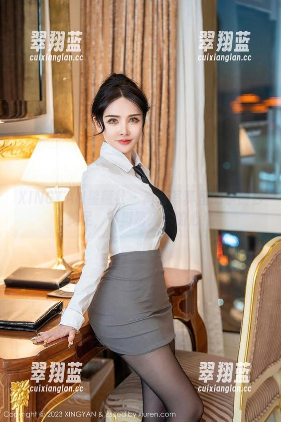 XINGYAN星颜社-李丽莎 XINGYAN星颜社 - 高清写真里的李丽莎美足,一脚踏入你的心!