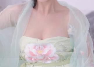 Xiuren秀人网 – 最新图集：baby嘉茵给万圣节增添了点“不可思议”的料，快来惊叹！