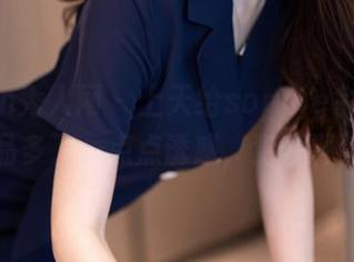 Xiuren秀人网 – 上天给sophie余冰的温柔作品多了一点点诱惑，犯规啊这是。