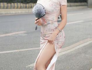 Xiuren秀人网 – 高跟鞋，刘钰儿的梦想工具，在高清原图中她的自信太明显了。