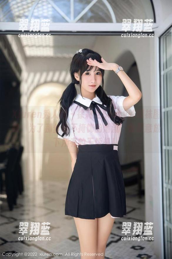 Xiuren秀人网 - 徐莉芝Booty的网袜图册：为了那丝毫不掩饰的潮流，我愿意放下所有的干饭机！
