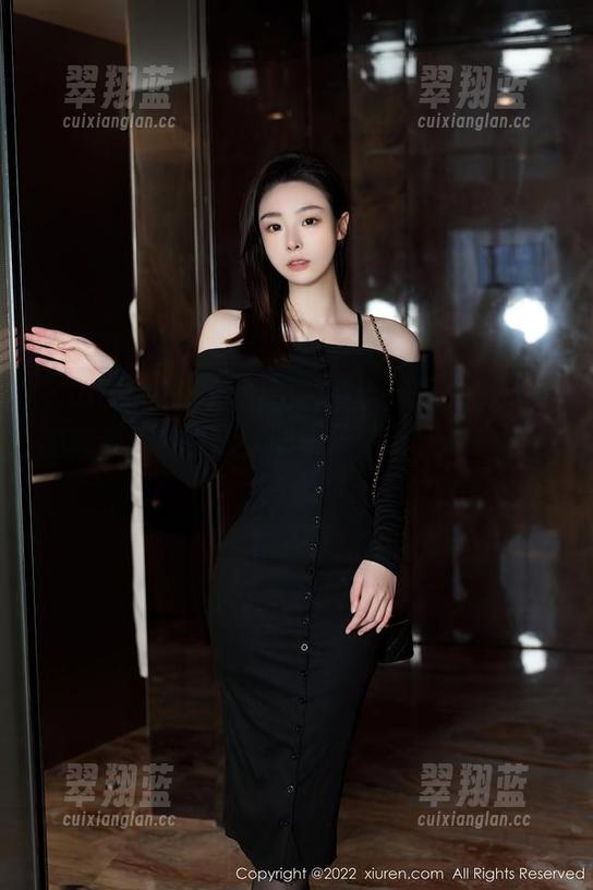 Xiuren秀人网 - 图片展示：戴允祺zoe的棉袜！真有趣，明明是袜子，却总让人想多。
