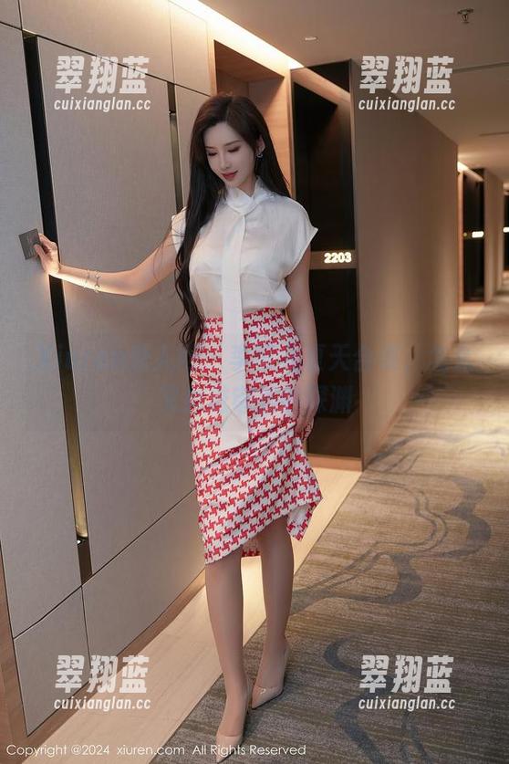 Xiuren秀人网 - 李可儿夏天合集，怎么又掉进审美的深渊