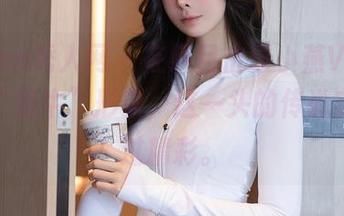Xiuren秀人网 – 在线目击田小燕Vicky的新“奶牛”形象，这一头的传说实在太过精彩。