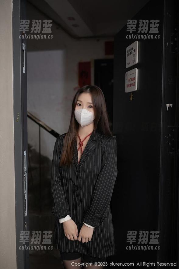 Xiuren秀人网-萌白酱 Xiuren秀人网 - 定制瑜伽图集:萌白酱又给我们上了一课
