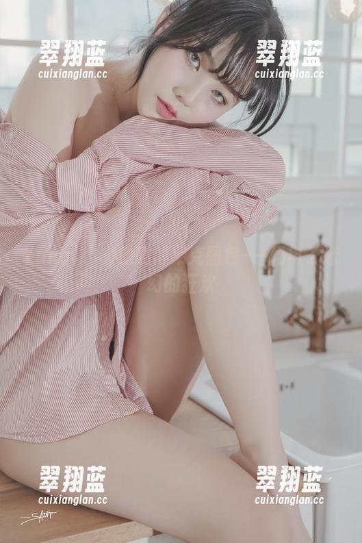 Yuna(윤아)的赛博朋克图包–一场电子迷幻的狂欢