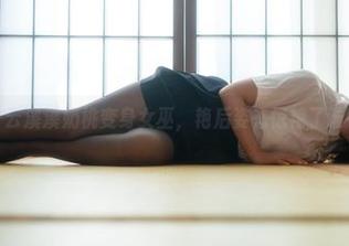 云溪溪奶桃变身女巫，艳后姿态惊艳了谁