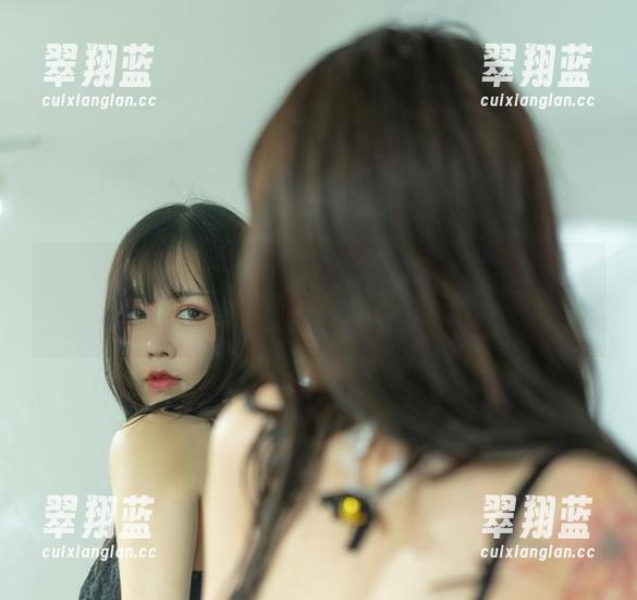今汐的牛仔裤，先来张高清照片，你一定会想要再看！