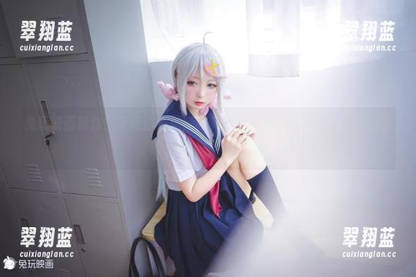 兔玩映画新作！草莓甜心最新写真的色香味俱全，只欠你来品尝啦！