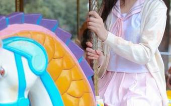 兔玩映画最新图册来了，制服学妹的甜美，怎能错过！