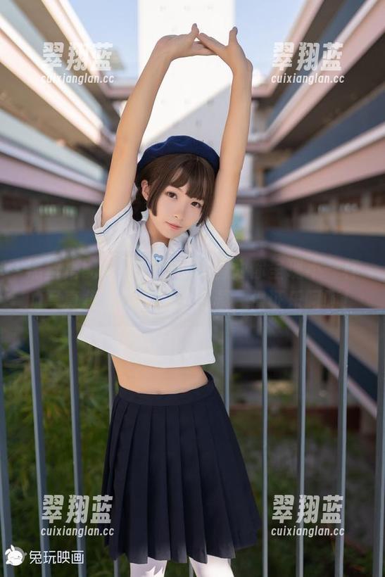 黑丝搭配白袜，兔玩映画为你呈现不一样的写真集，快来收集资源，保证乐呵呵！