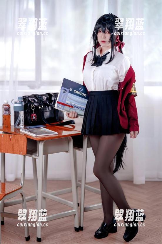 半半子校服美图，要不要一起来分享这些青春的记忆？