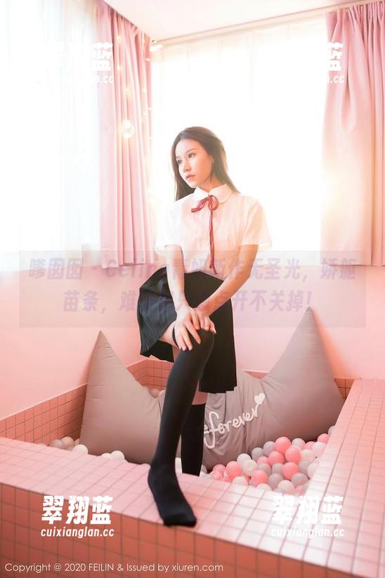 嗲囡囡 - Celina青妍新作无圣光，娇躯苗条，难怪都只想点开不关掉！