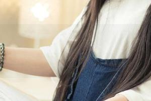 头条女神 – 李丽莎女神的私房图包，颜值与气场的双重爆发
