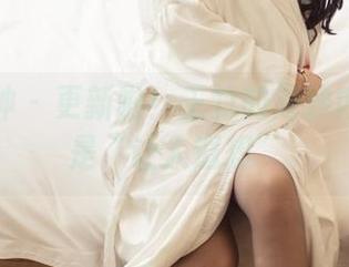 头条女神 – 更新啦！王竹的薄纱内衣实在是“让人遐想”