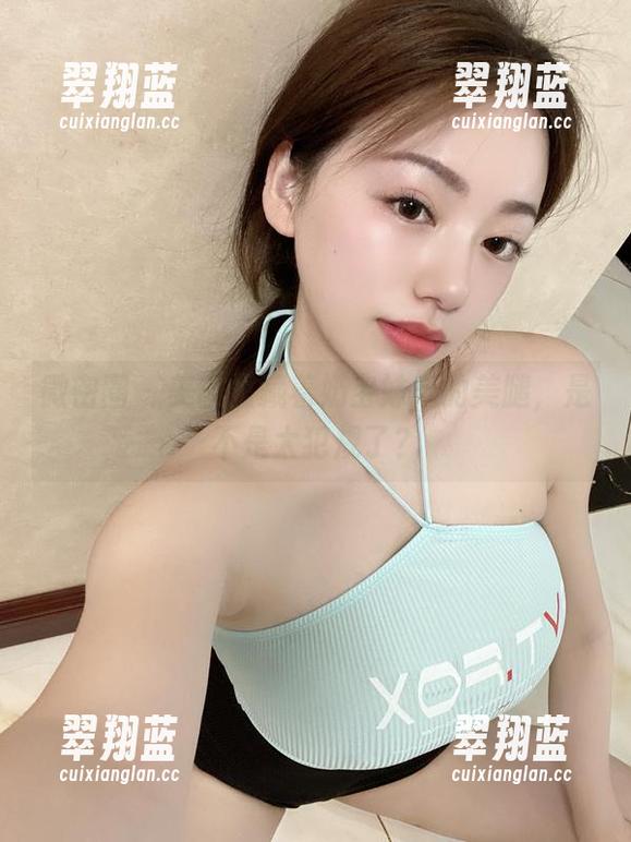 奶宝妹纸 微密圈 - 美图里藏着奶宝妹纸的美腿,是不是太犯规了?