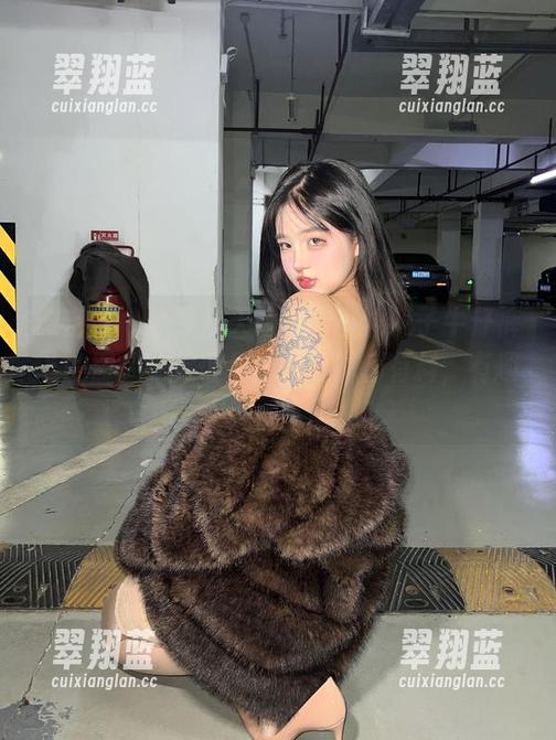 小优优子 微密圈 - 资源从天而降,小优优子牛仔裤下的图库,保证你每一张图都有料,有趣!