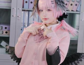 弥美Mime说：这才是我心目中的完美兔女郎高清资源，碧蓝航线还差点火候！你信不信？