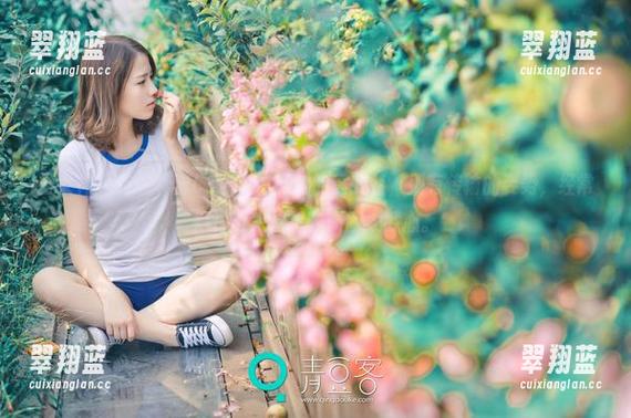 推女神 - 你看梓萱Crystal和她的高跟鞋，别有传输的姿势，经常得停下来想想，原图太戳心。