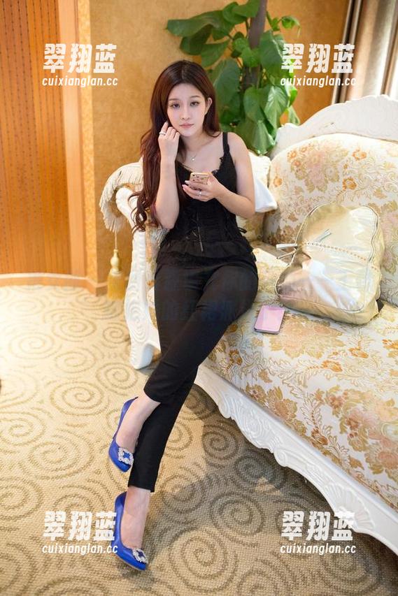 推女郎 - 免费资源填充你的一周——王馨瑶把她的红裙派送了！
