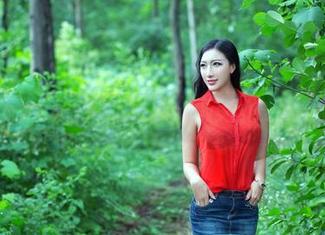 推女郎 – 免费写真时光，赵惟依的豹纹突然就…抓住我的目光了