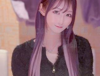 月城委员会魅魔cos显露真自我，照片中那个眼神可真带劲！