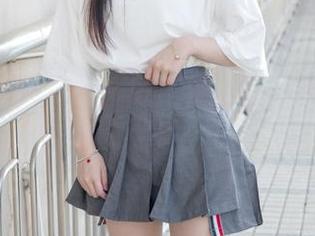 梦丝女神 – 玥玥在线：这浴缸，在哪里买的？
