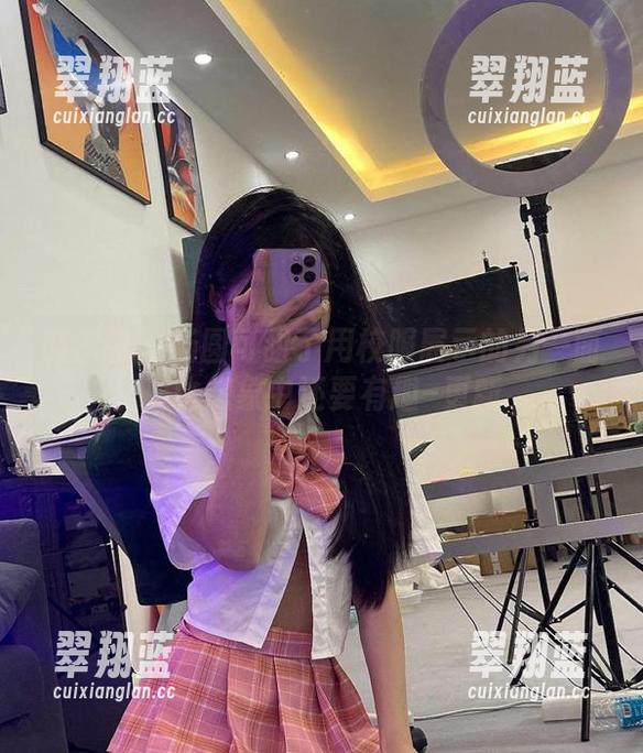 微密圈 - 汤圆可甜了用校服展示的另一面，比想象中还要有趣–更新