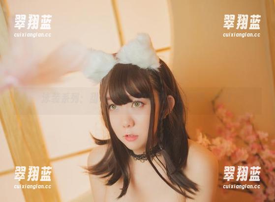 泳装系列：甜糖大魔王的高清水边瞬间，绝了