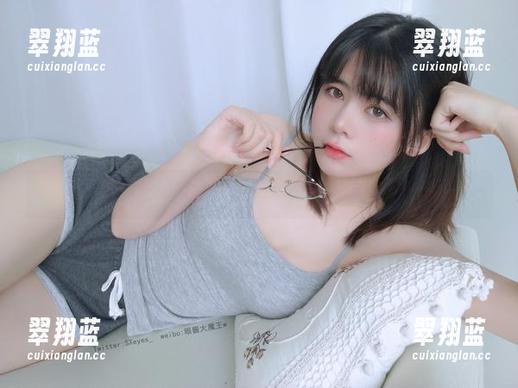 眼酱大魔王w教室大改造：精选cos来一场戏！