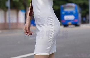 秀人网 – 图集里的南初妹妹，秘密在每一个眼神中流转