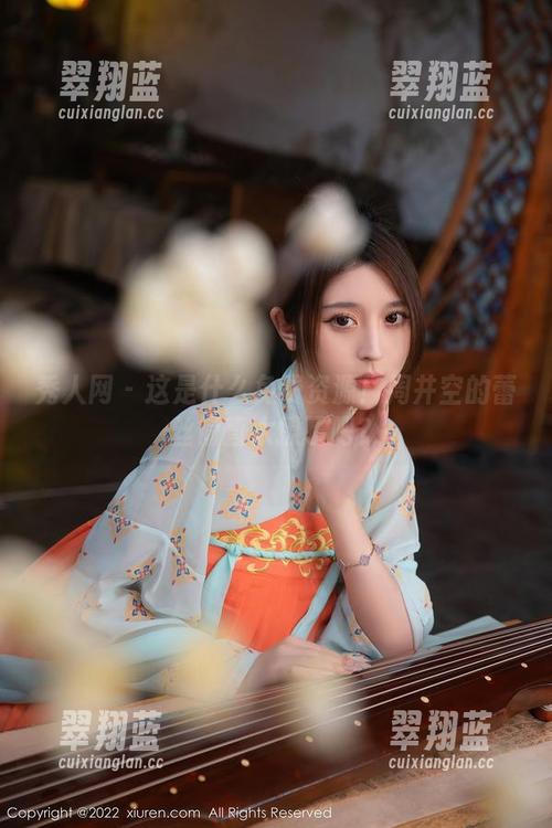 秀人网 - 这是什么免费资源！周井空的蕾丝简直太撩了吧？